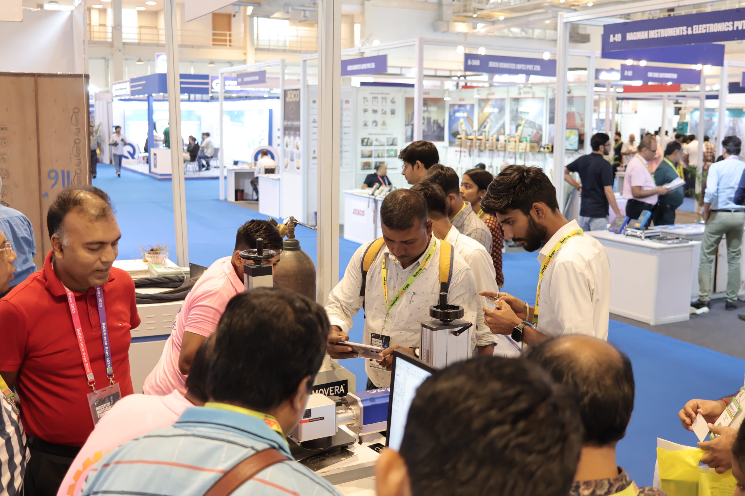 DEPL trade exhibition machinery display
